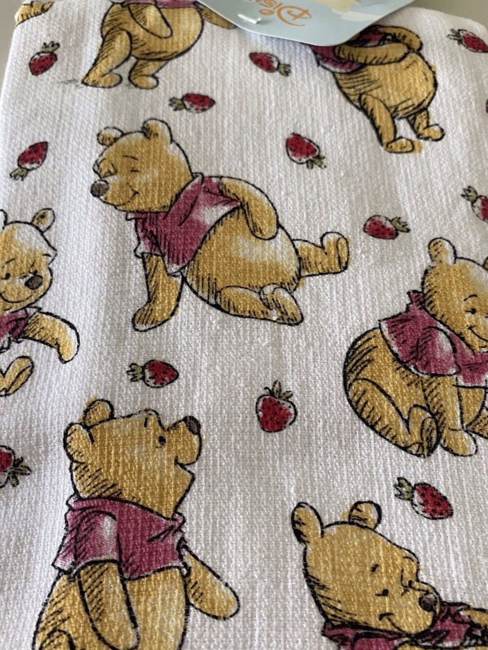 2 Pack Disney Winnie the Pooh Strawberries Kitchen‎ Towels 16 X 26” NEW - Picture 13 of 13